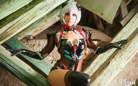 Yukeshiro model perfekte fotos