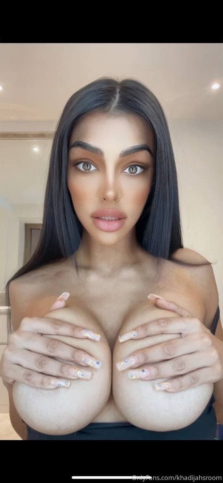 Khadijah Stewart erotische nackte bilder