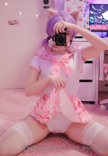 Alina Kim model heiße foto