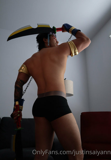 justinsaiyann perfekte top foto