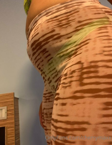 cherrymaxx pornostar hübsche bilder