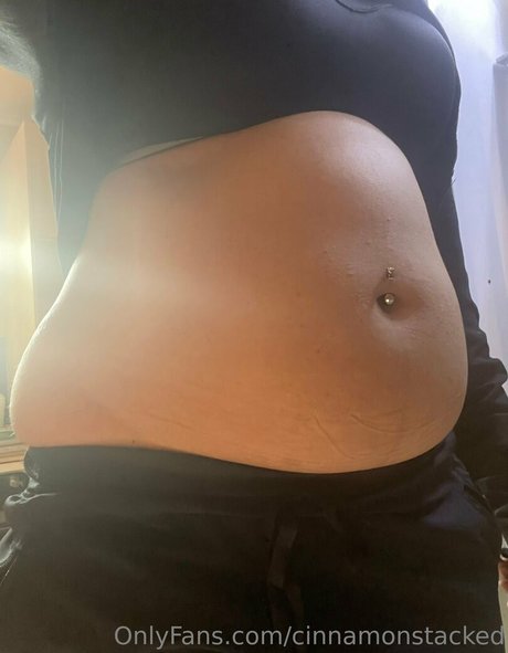 cinnamonstacked kostenlose nackt bild