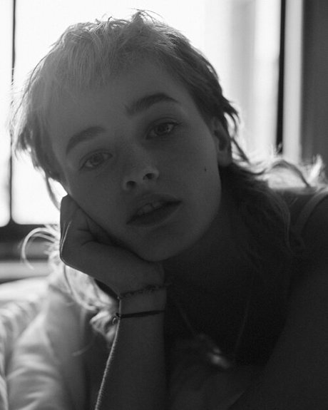 Esther McGregor hübsche erwachsene foto