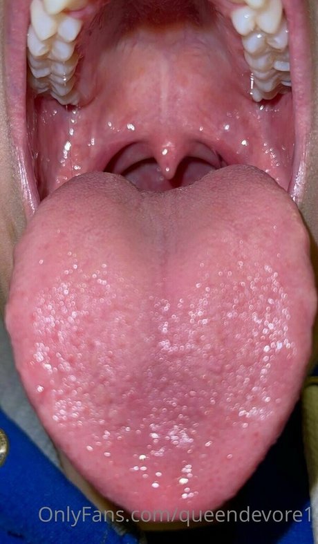 queendevore1 exklusive nackten bilder