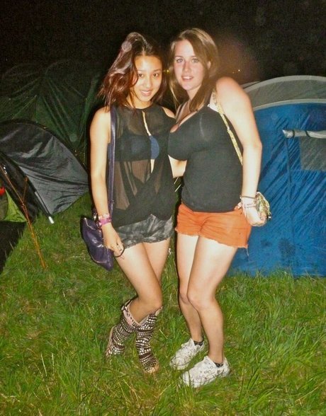 teen nackt onlyfans sexy pornografische foto