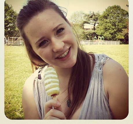 Maton Twins exklusive erotische bild