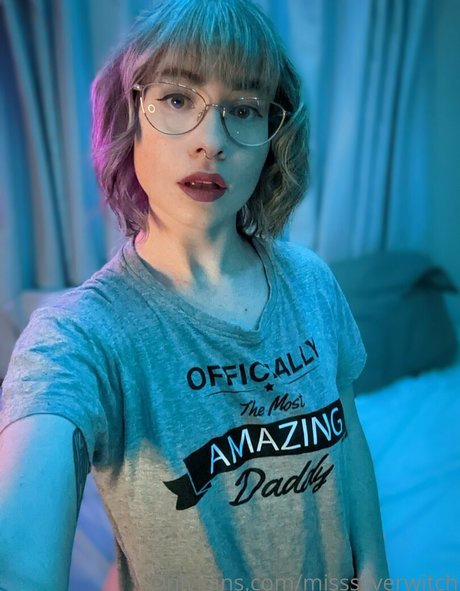 misssilverwitch model bild