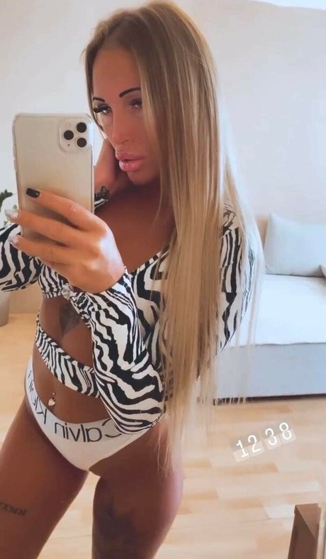 Tarnoczi Dalma exklusive pornografische archiv