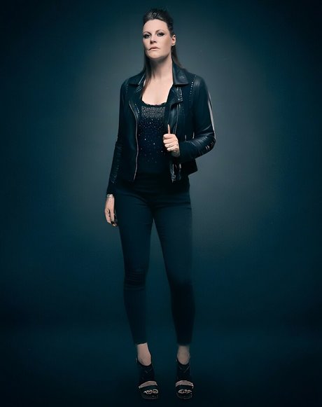 Floor Jansen schauspielerin nackte fotos