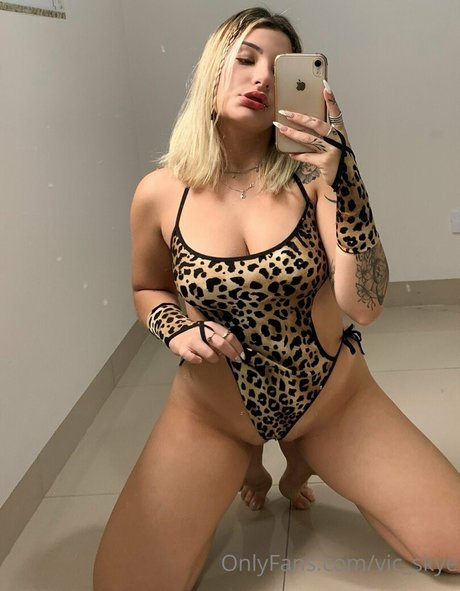 vic skye nackt perfekte galerie