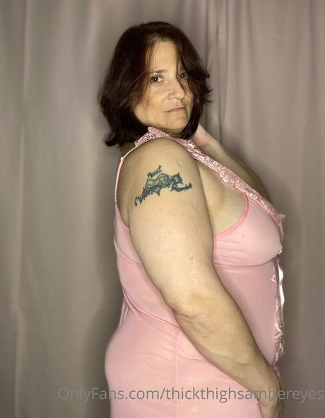 thickthighsambereyes schauspielerin hd galerie