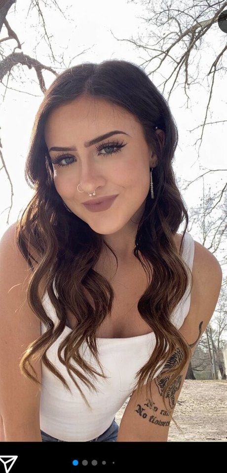 Seagan Powell model nette galerien