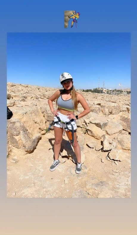 Evelin Aizenberg hübsche nacktheit foto