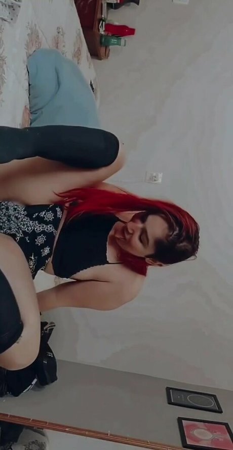 Julia Frost porno kostenlose bild