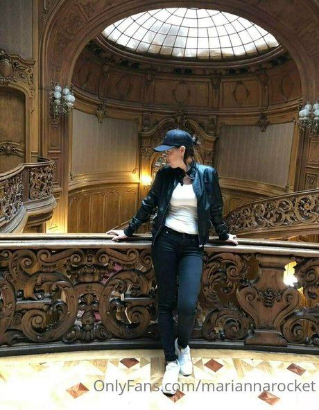 mariannarocket xxx nackten bild