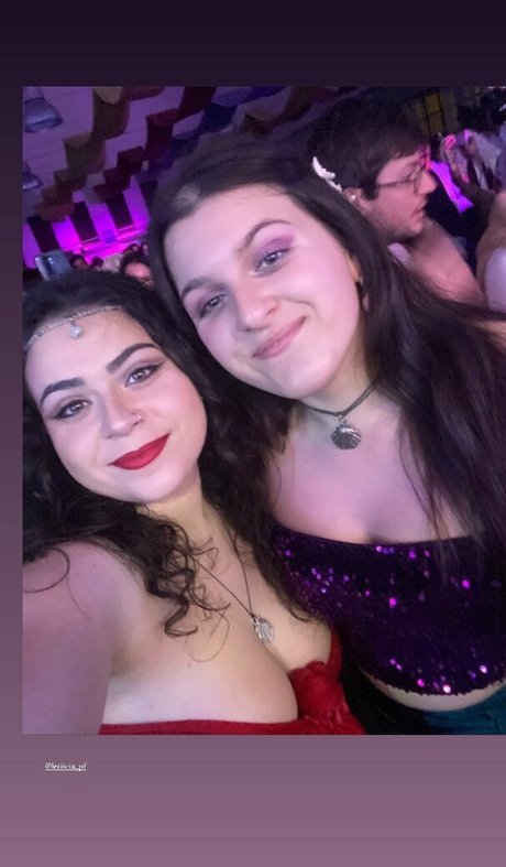 sabrinacadete98 hübsche nackt archiv
