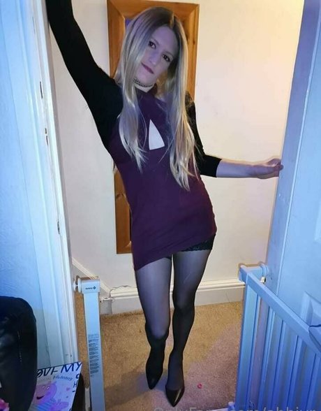 Abbivr porno nackte bild