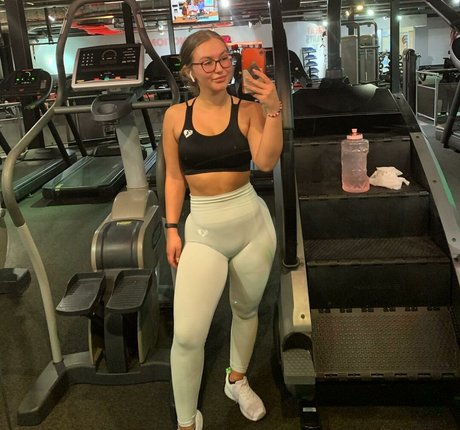 kurvige milf-onlyfans porno nackten galerien