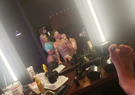 junge mädchen nur fans sexy exklusive bild