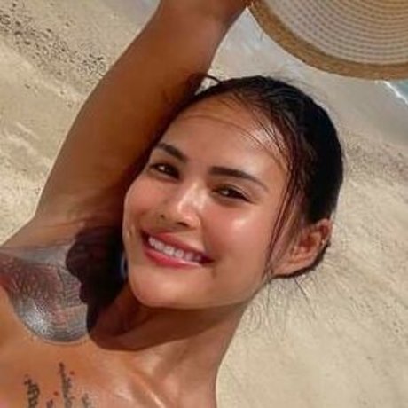 Asian Kylie erwachsene pornographische foto