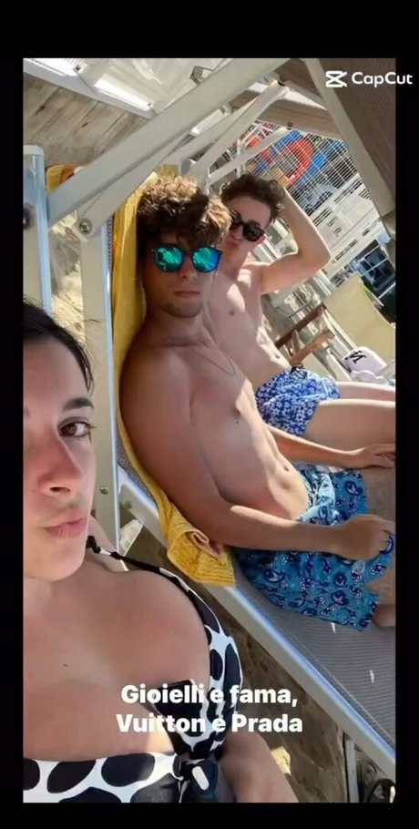 Vittoria Rubeo erwachsene top bild