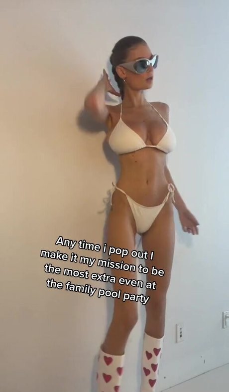 Alex Elizabeth Ljadov freie nacktheit foto