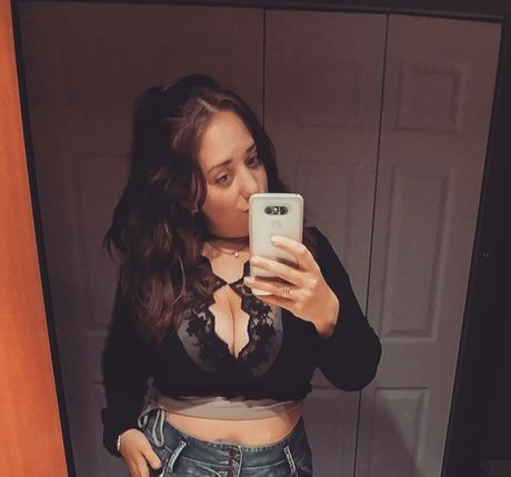 tallgirl onlyfans erotische nackte bild