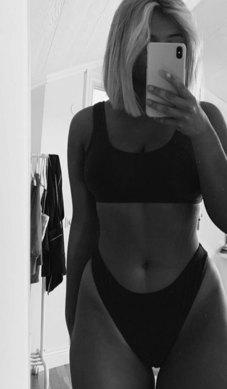 teen shemale onlyfans perfekte nackten bilder