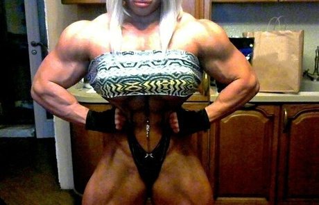 Nataliya Amazonka erwachsene schöne foto