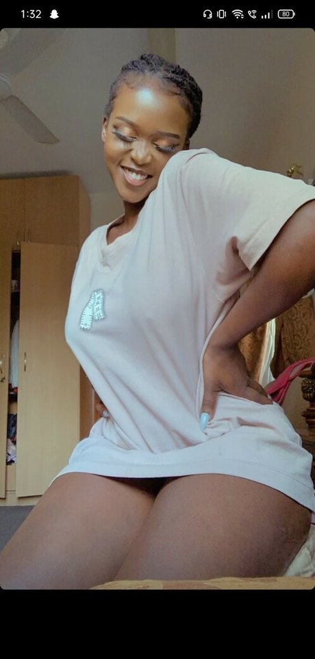 Kellytumtum erotische hd fotos