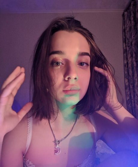 Yourlovesofia model hd galerien