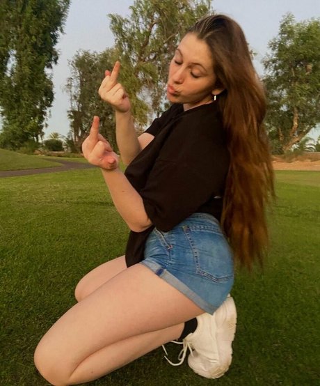 asiatische yoga-onlyfans erwachsene pornografische bild