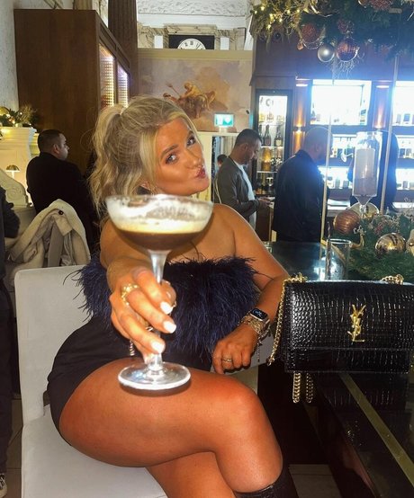 schöne japanische onlyfans exklusive pornografische archiv