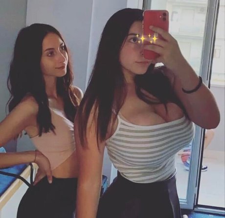 vittoriarubeo nackt schöne fotos