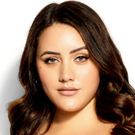 Yasmine MInovski kostenlose sexy galerie