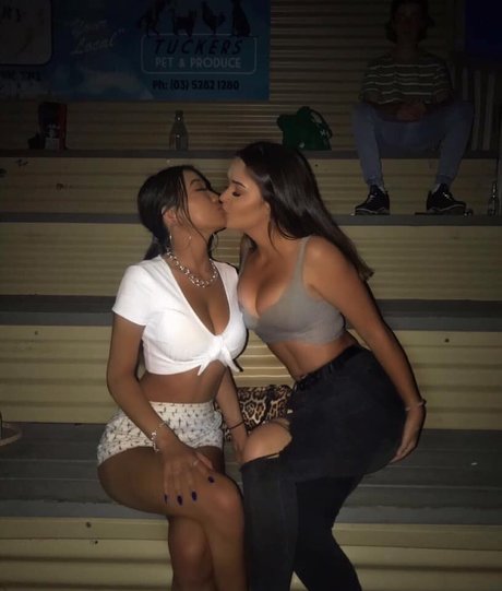 Kiimiiseokk kostenlose nackten fotos