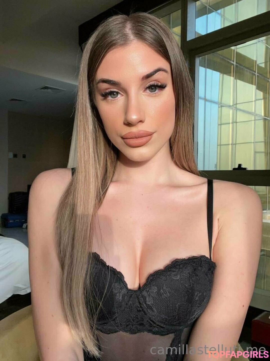 Camilla Stelluti heiße exklusive fotos