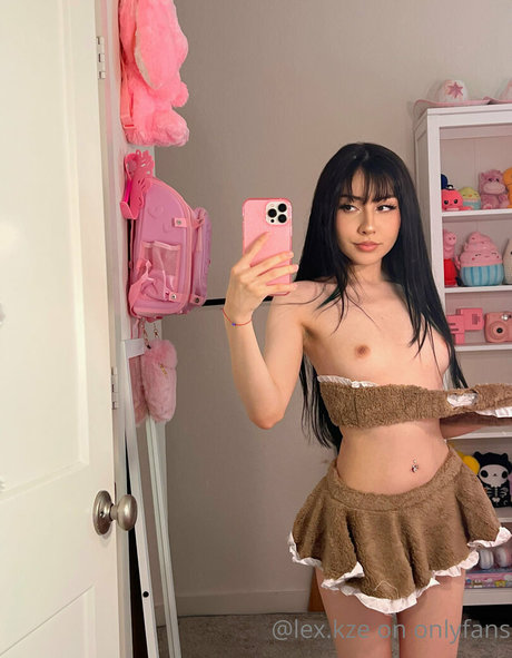 19 jahre alte onlyfans perfekte hd bild