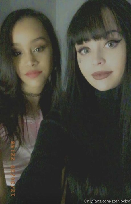 Gothjockof nacktheit pornografische foto