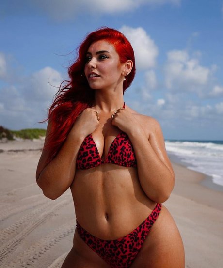 Alicia Atout hübsche freie bilder