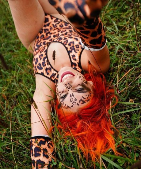 Alicia Atout xxx nackt foto