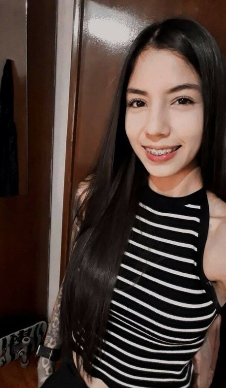 Daniela Morelyscastillo nackt erwachsene galerien