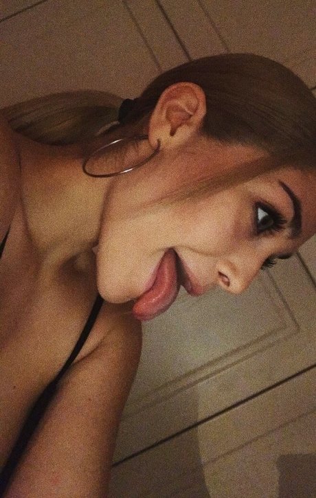 Georgia Seremeta hd exklusive galerie