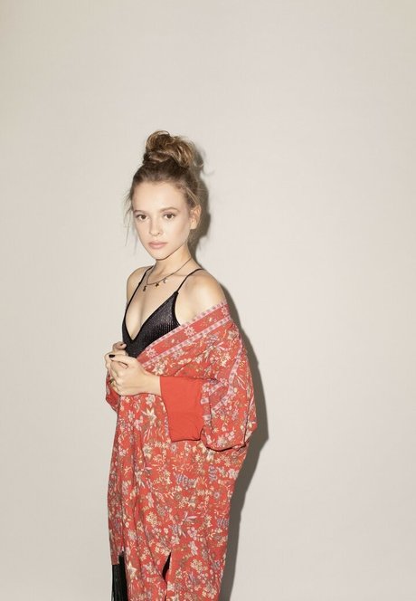 Shira Haas beste akt archiv