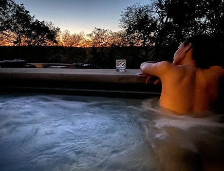 wunderschöne onlyfans kostenlose nackten fotos