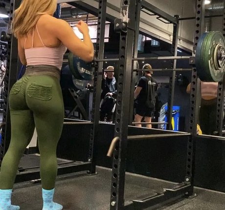 Ellenvy Ajvie porno xxx archiv