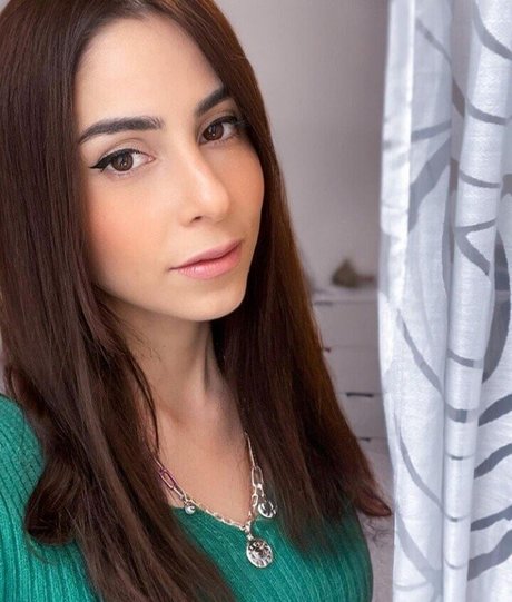 Kurolily akt pornostar galerien