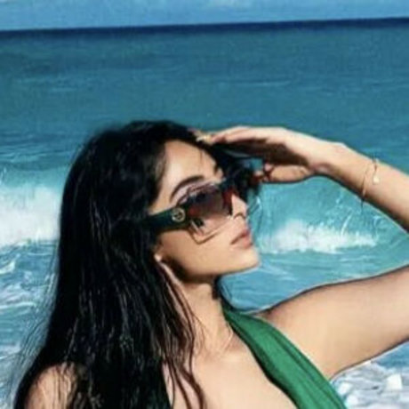 Dr Megha Mukherjee top perfekte bild