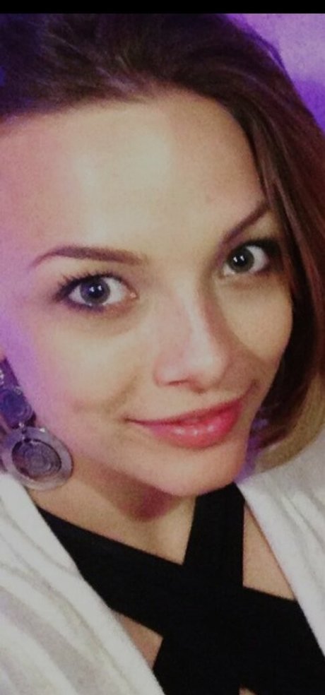 Molly Mae Osborne nackt kostenlose foto