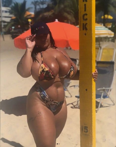 Adriane Esteves exklusive heiße bilder